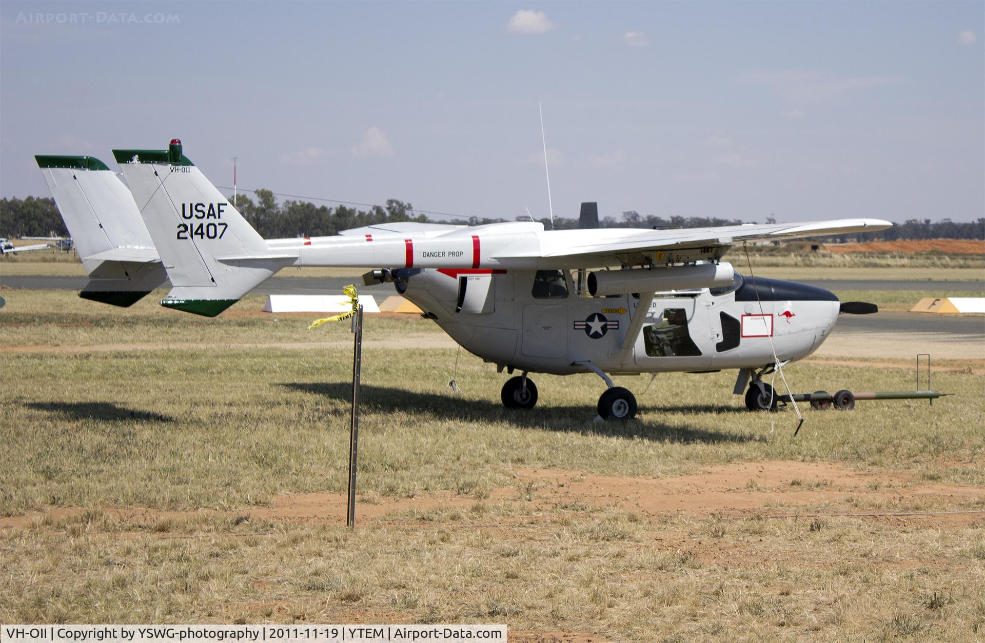 VH-OII, 1967 Cessna O-2A Super Skymaster C/N 337M-0113, Cessna O-2A Super Skymaster (VH-OII) at Temora Aviation Museum for the Warbirds Downunder Airshow.