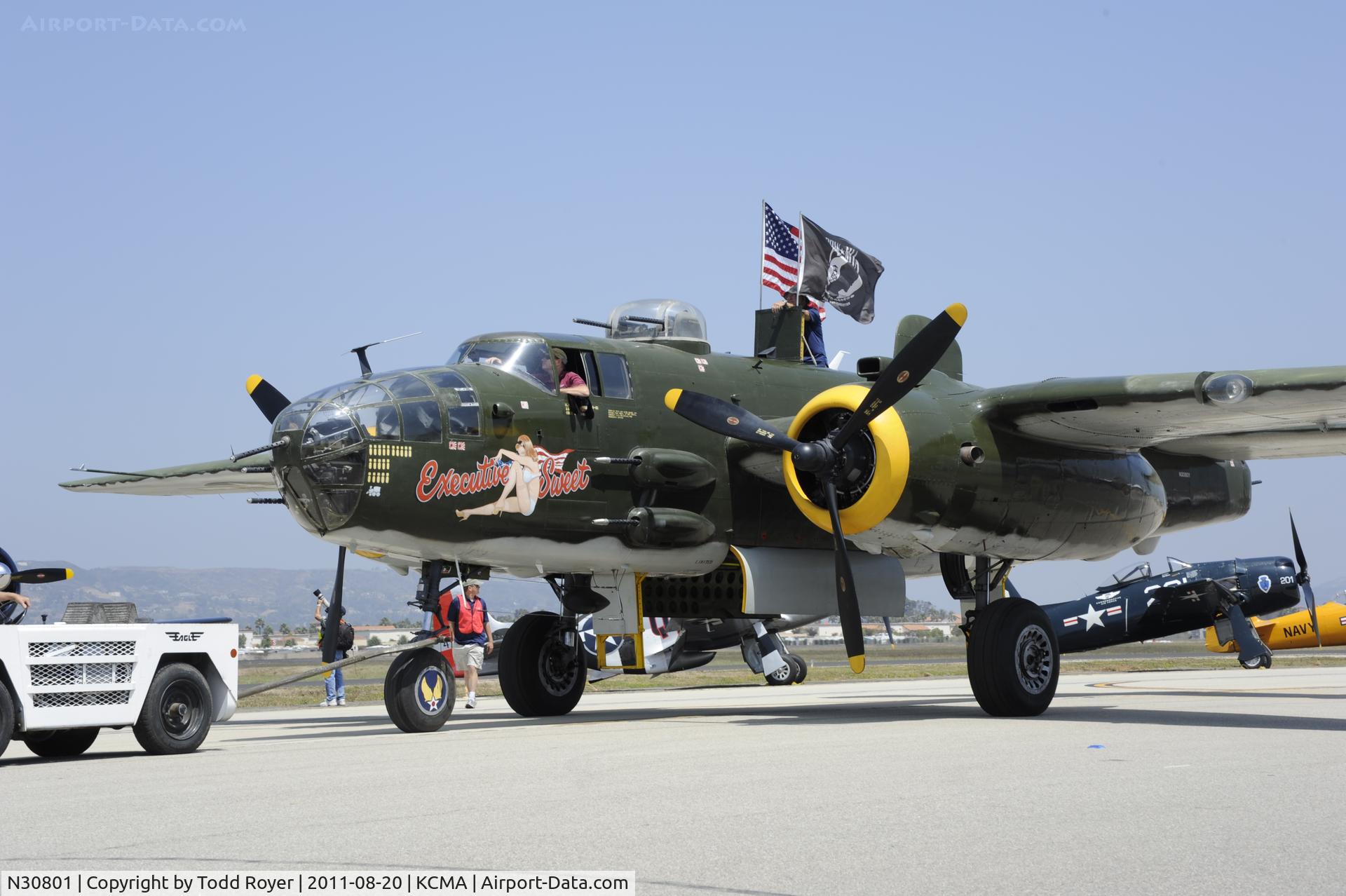 N30801, 1944 North American TB-25N Mitchell C/N 108-34076, Camarillo airshow 2011