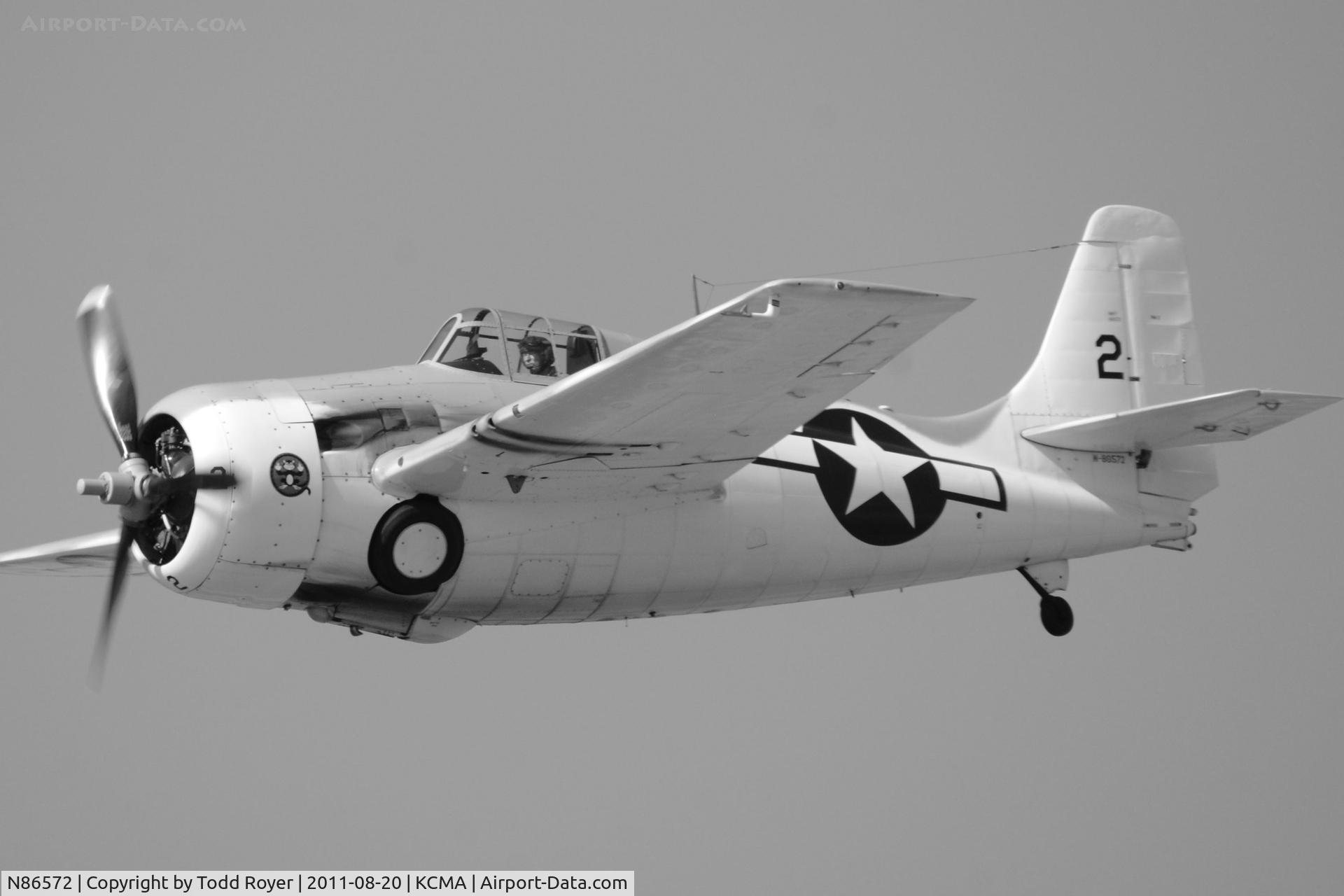 N86572, General Motors (Grumman) FM-2 Wildcat C/N 5626, Camarillo airshow 2011
