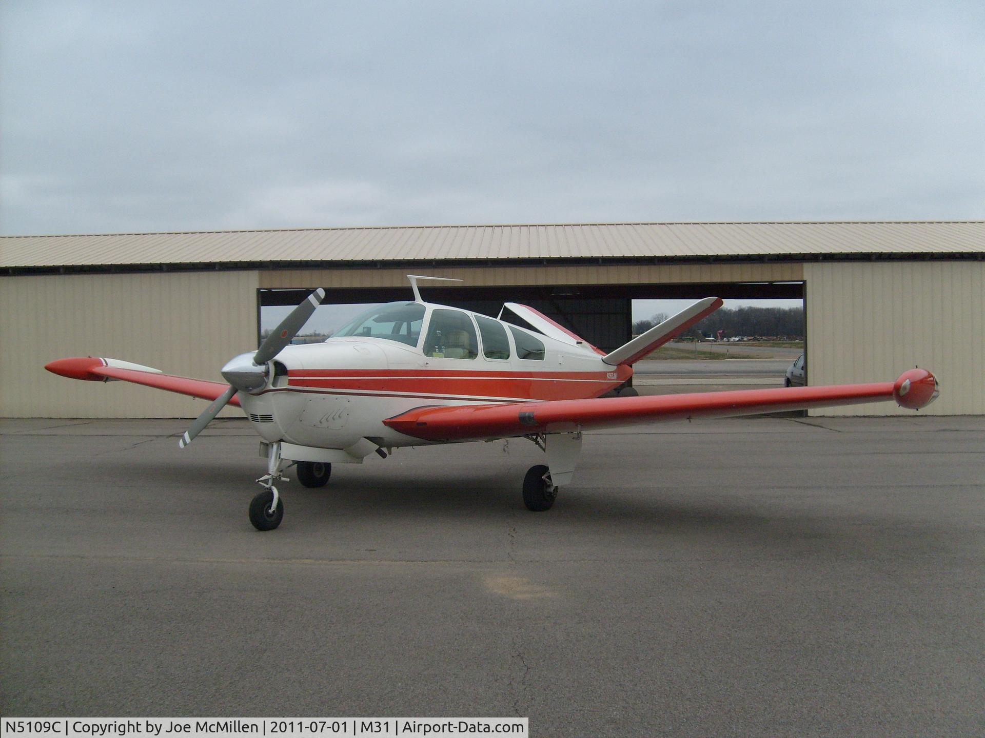 N5109C, Beech B35 C/N D-2387, 1950 B35