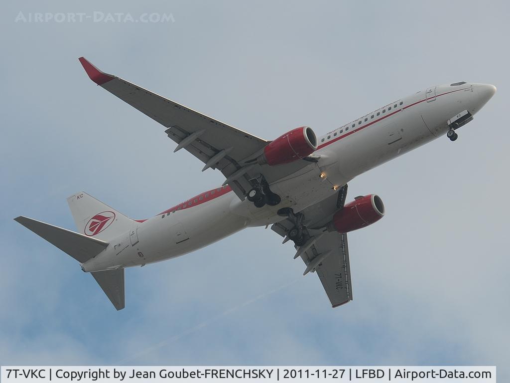 7T-VKC, 2005 Boeing 737-8D6 C/N 34166, landing 23 from Alger