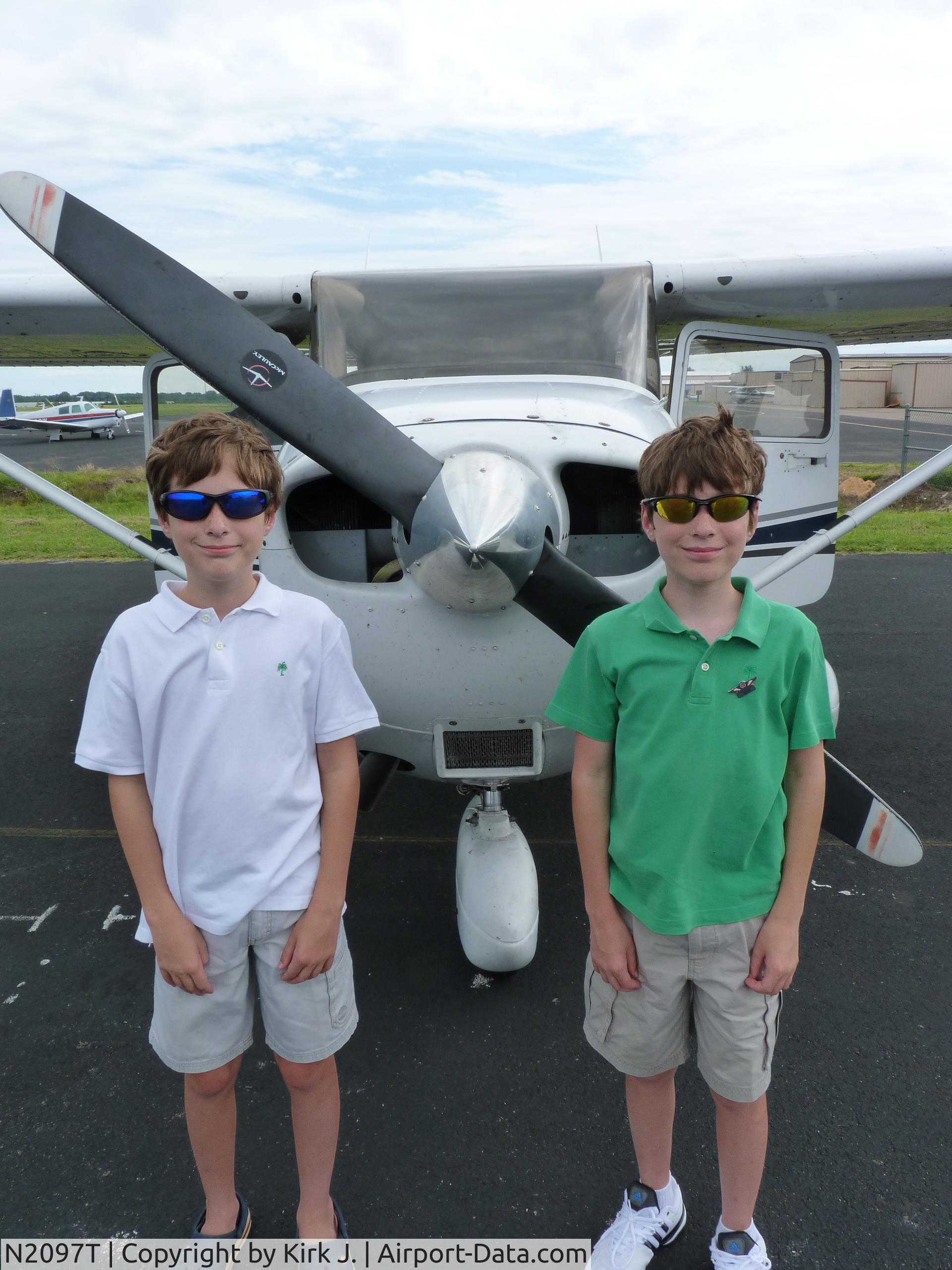 N2097T, 2004 Cessna 172S C/N 172S9585, Us at Olivebranch
