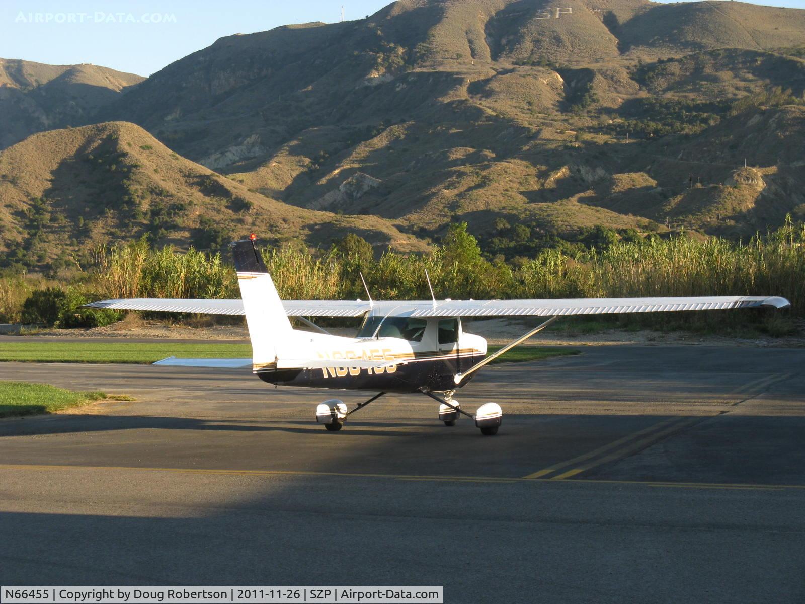 N66455, 1974 Cessna 150M C/N 15076061, 1974 Cessna 150M, Continental O-200 100 Hp, taking the active