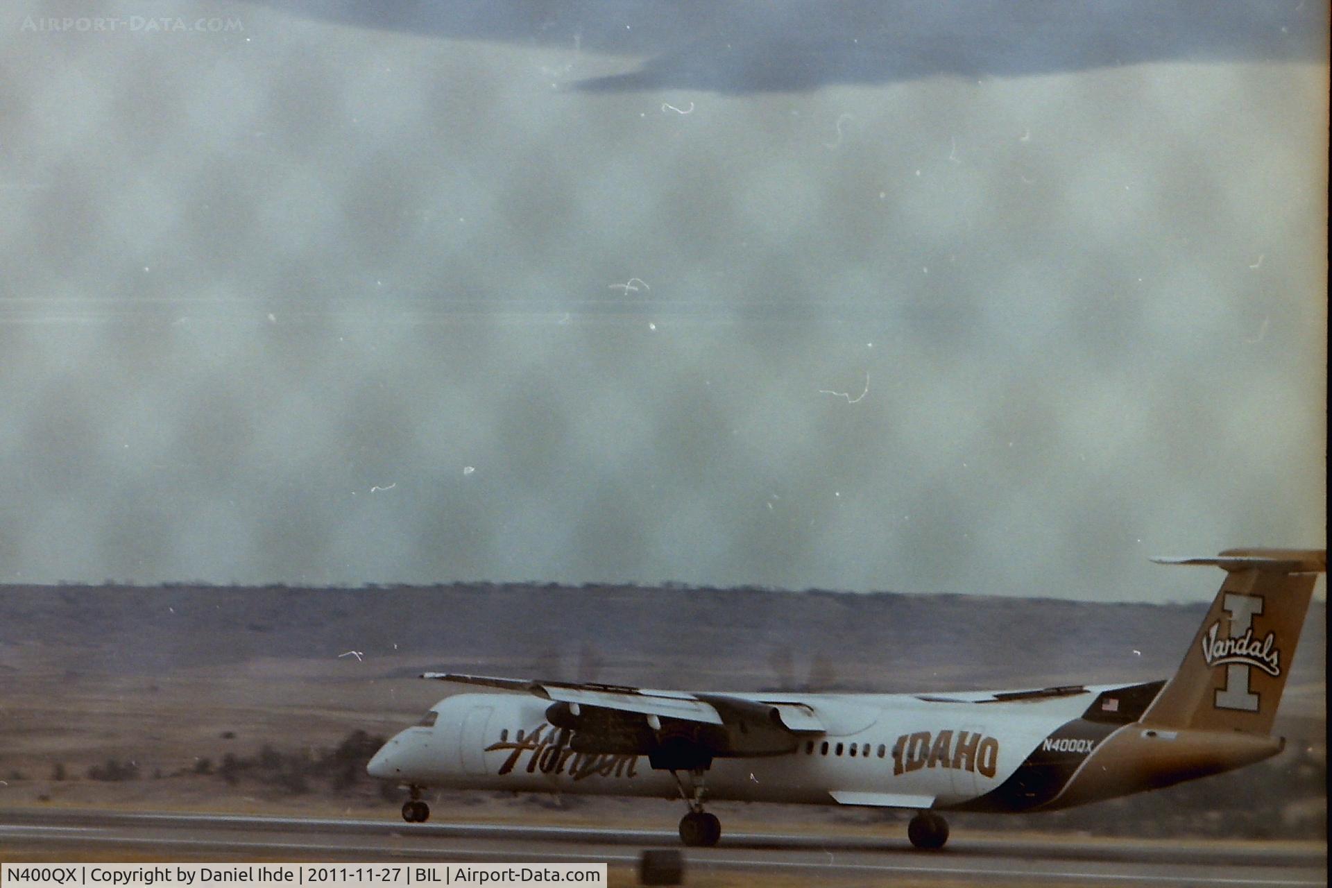 N400QX, 2000 Bombardier DHC-8-402 Dash 8 C/N 4030, Horizon Dash 8 @ BIL  - - Go Vandals