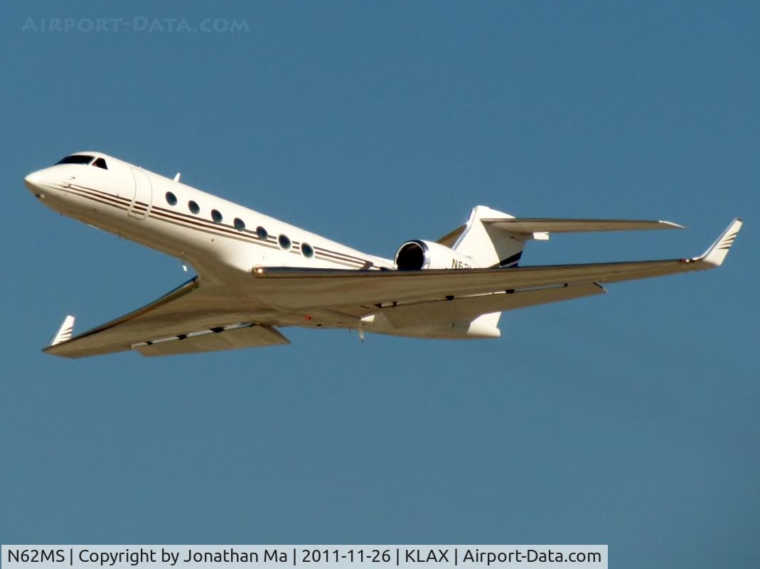 N62MS, 2003 Gulfstream Aerospace GV-SP (G550) C/N 5017, Unusual to see a bizjet from LAX