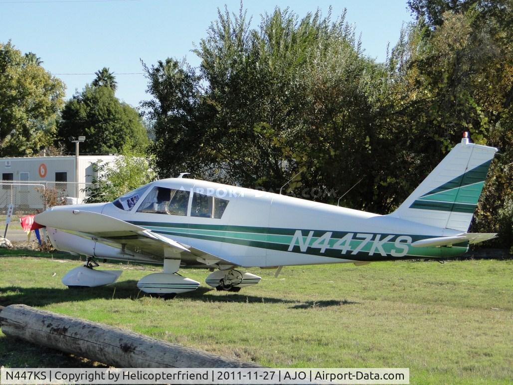 N447KS, 1969 Piper PA-28-140 C/N 28-25439, Parked on the grass with for sale sign on props