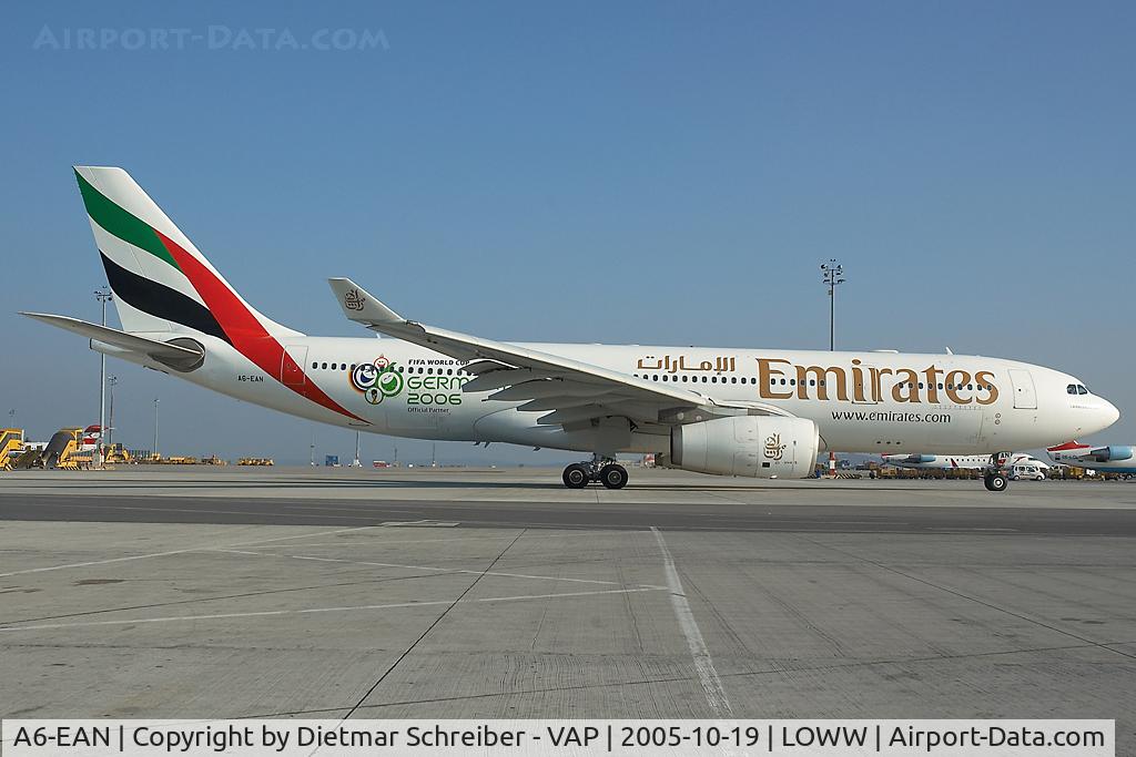 A6-EAN, 2002 Airbus A330-243 C/N 494, Emirates Airbus 330-200