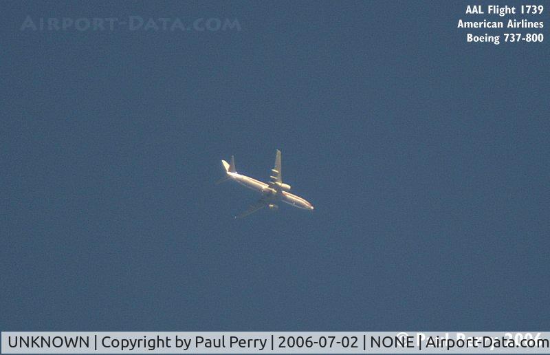 UNKNOWN, Contrails Various C/N Unknown, American Airlines making its way over NC
