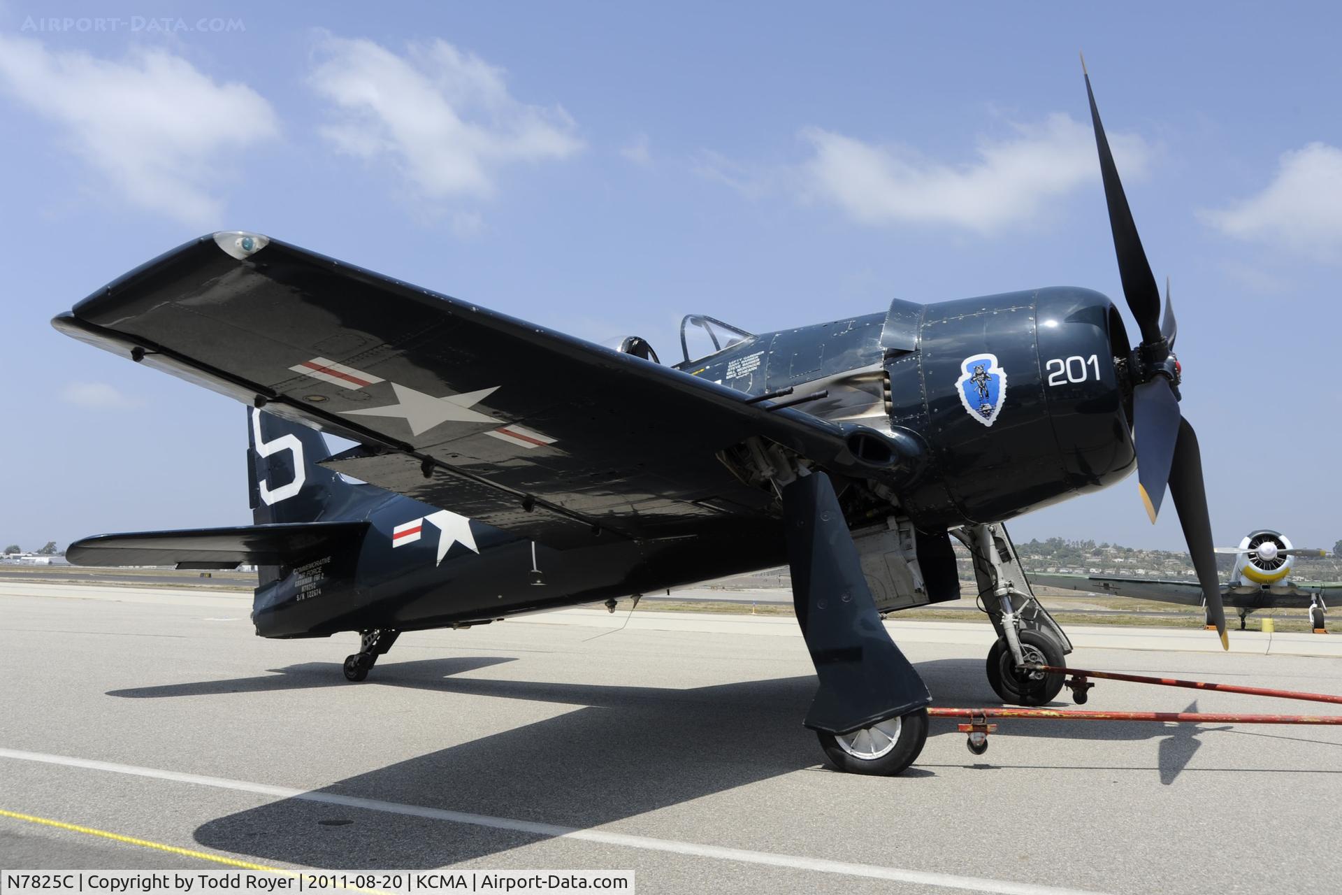 N7825C, 1948 Grumman F8F-2 (G58) Bearcat C/N D.1227, Camarillo Airshow 2011