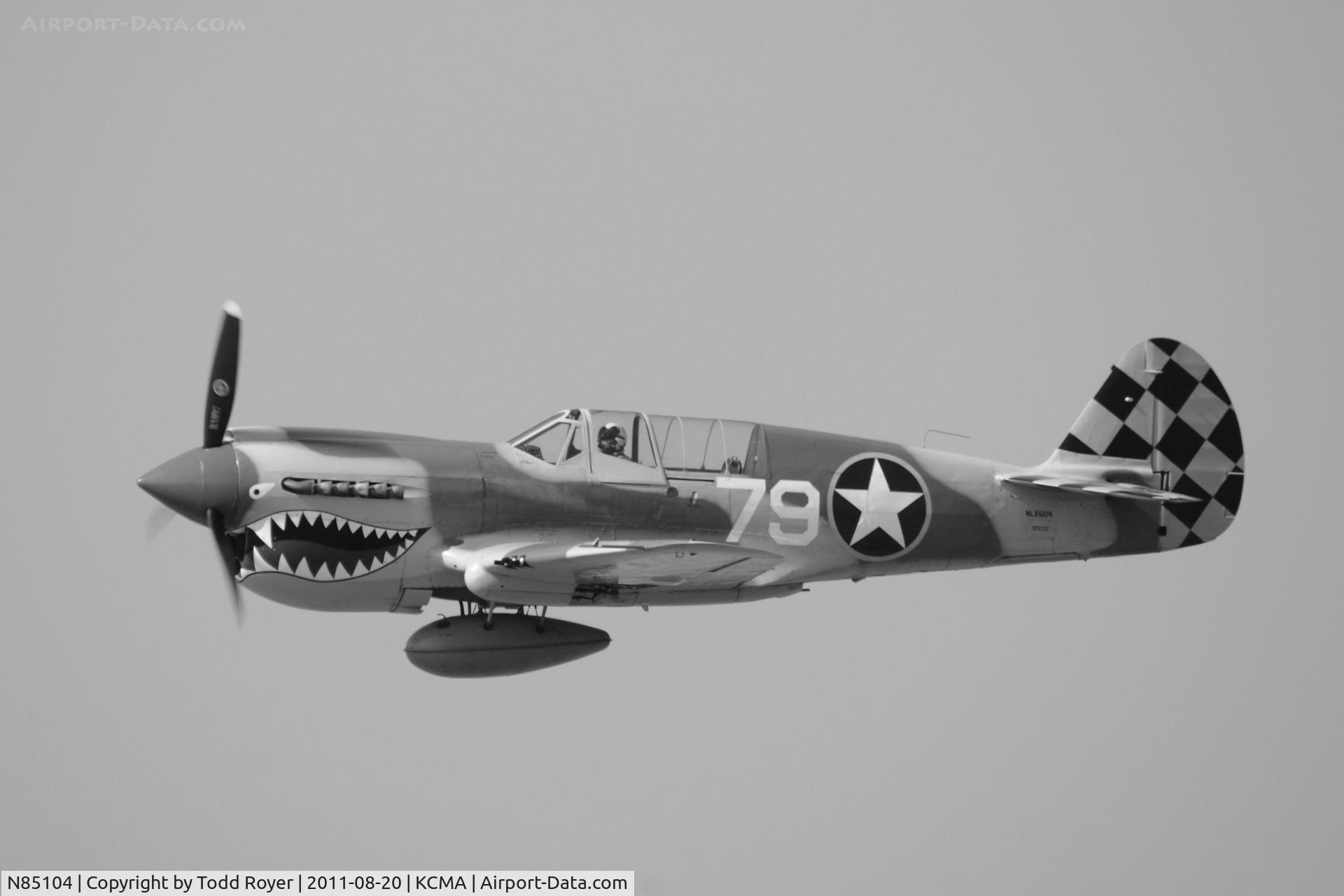 N85104, Curtiss P-40N-5CU Kittyhawk C/N 28954/F858, Camarillo Airshow 2011