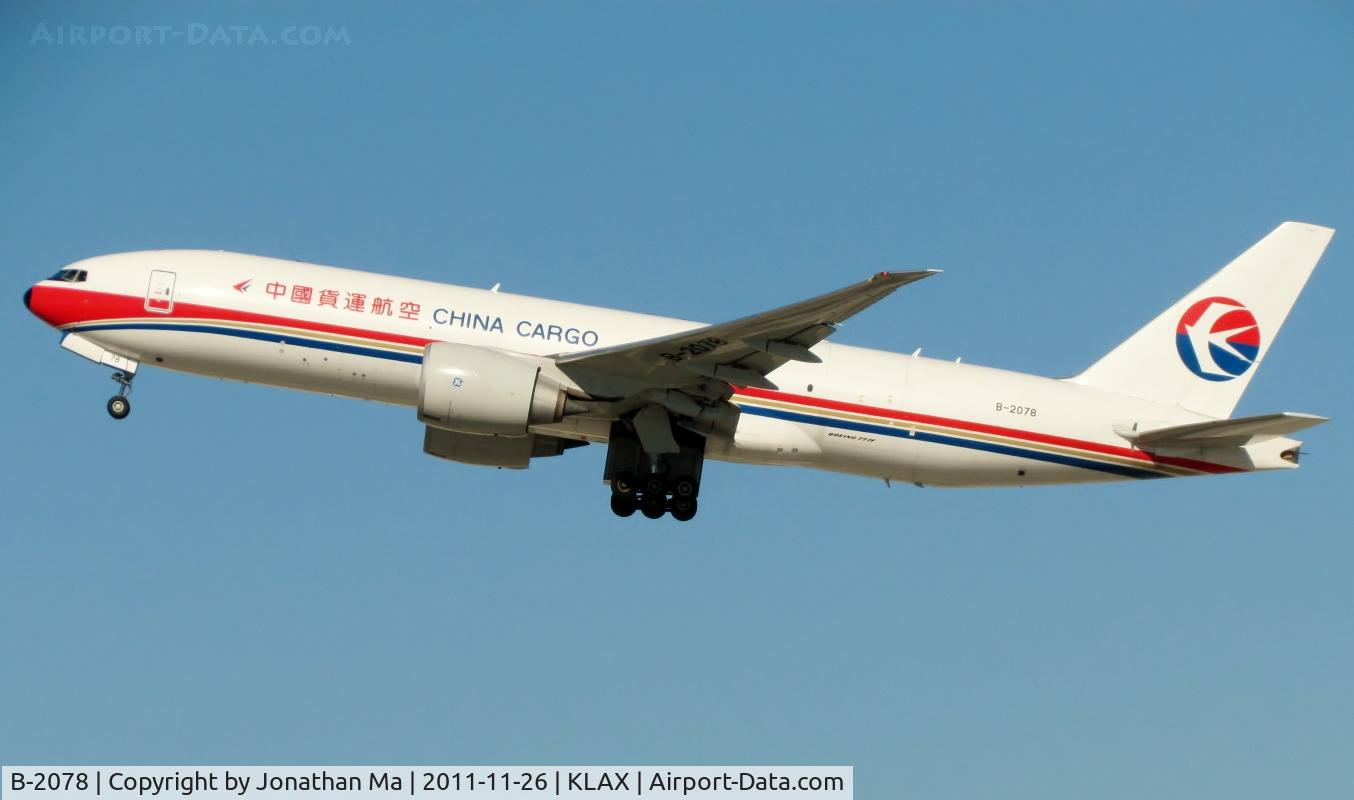 B-2078, 2010 Boeing 777-F6N C/N 37714, China Cargo 777 just started to retract landing gear