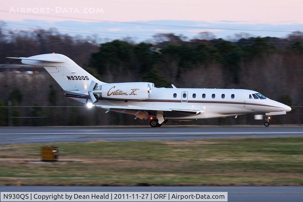 N930QS, 2000 Cessna 750 Citation X C/N 750-0130, NetJets Aviation's 2000 Cessna 750 Citation X N930QS (FLT EJA930) rolling out on RWY 23 after arrival from Northeast Philadelphia (KPNE) in the early evening.