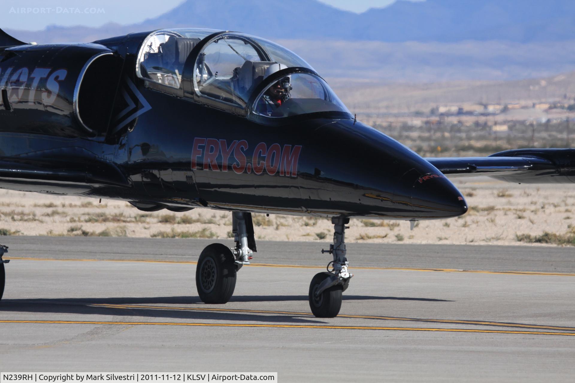 N239RH, 1983 Aero L-39 Albatros C/N 332447, Aviation Nation 2011