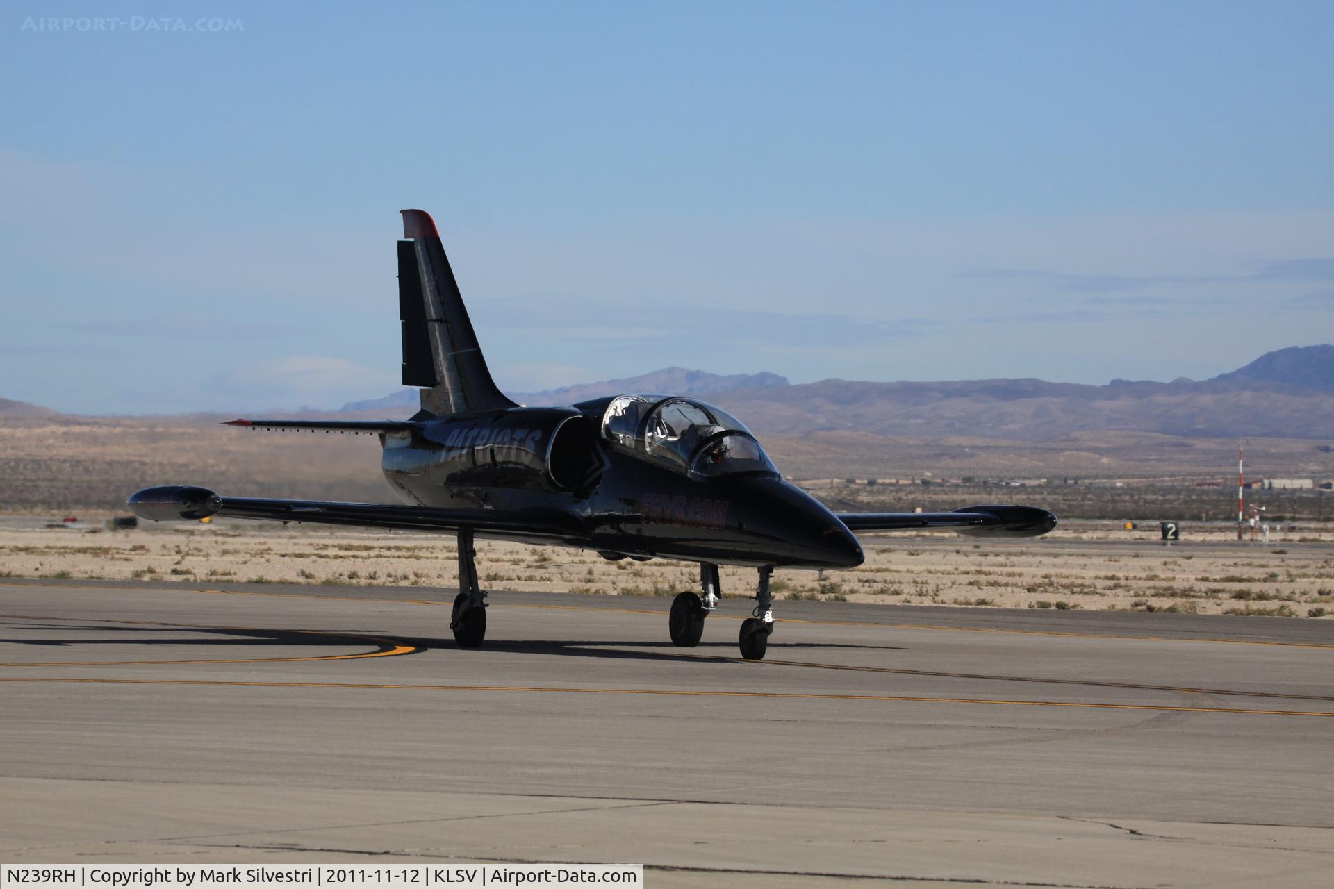 N239RH, 1983 Aero L-39 Albatros C/N 332447, Aviation Nation 2011