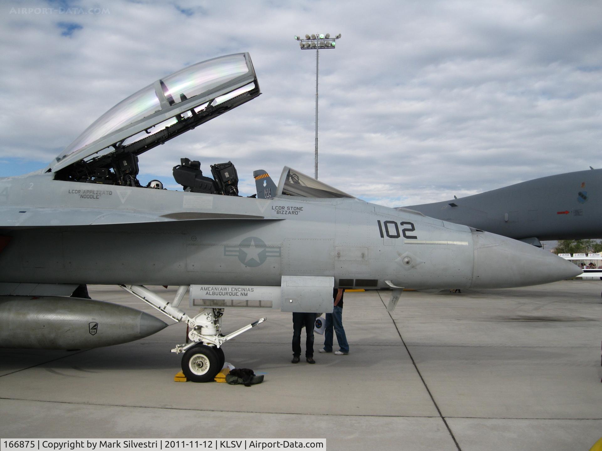 166875, Boeing F/A-18F Super Hornet C/N F205, Aviation Nation 2011