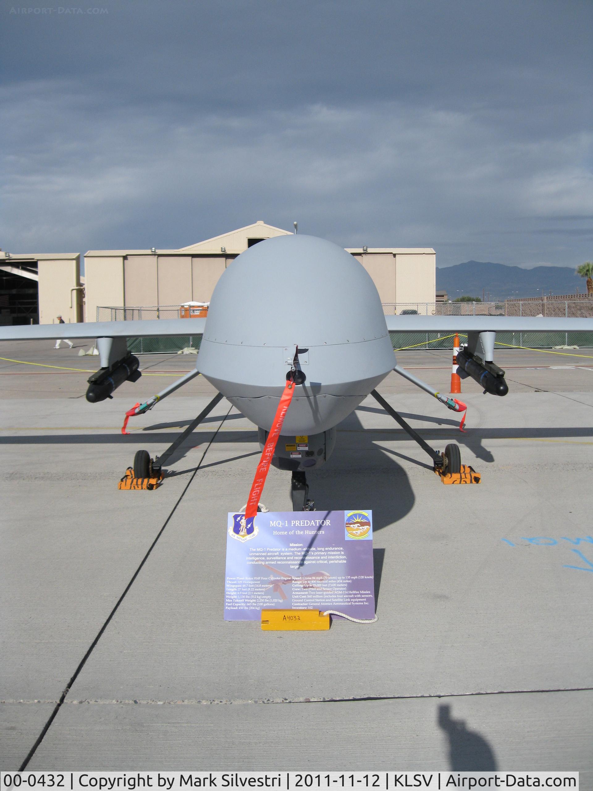 00-0432, General Atomics MQ-1B Predator C/N Not found 00-0432, Aviation Nation 2011