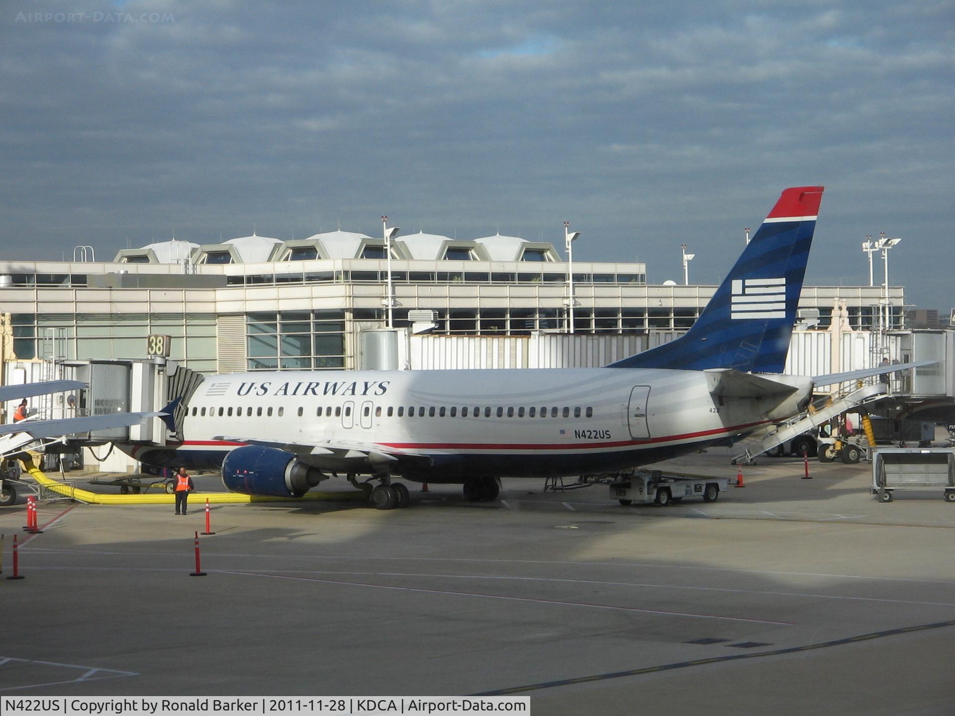 N422US, 1989 Boeing 737-401 C/N 23989, DCA, VA