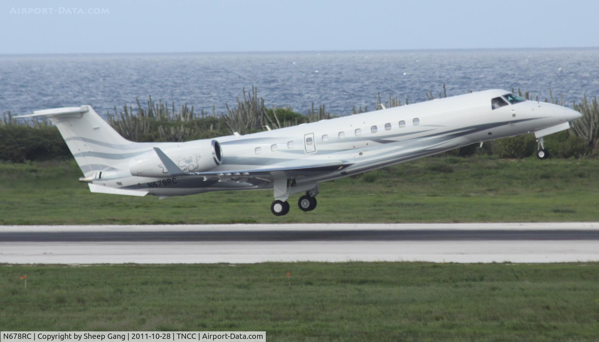 N678RC, 2008 Embraer EMB-135BJ Legacy C/N 14501064, N678RC departing TNCC