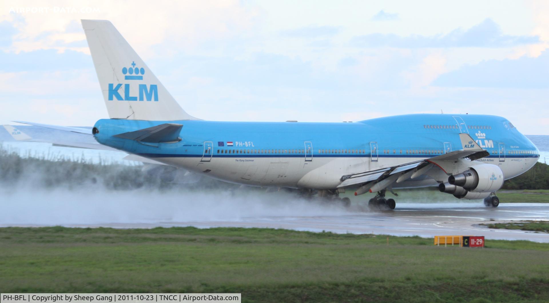 PH-BFL, 1991 Boeing 747-406 C/N 25356, KLM PH-BFL at TNCC