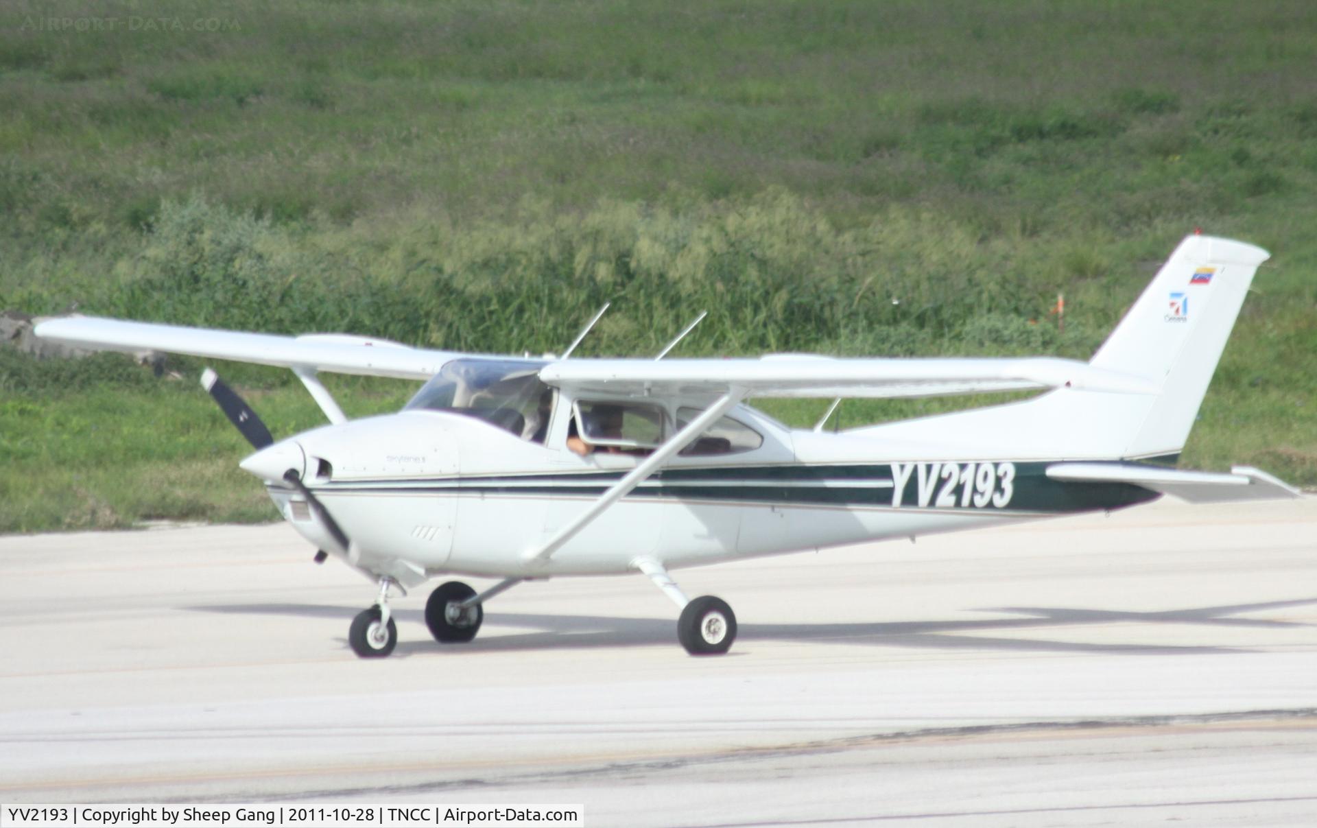 YV2193, Cessna 172P Skyhawk II C/N 17274722, YV2193 at TNCC
