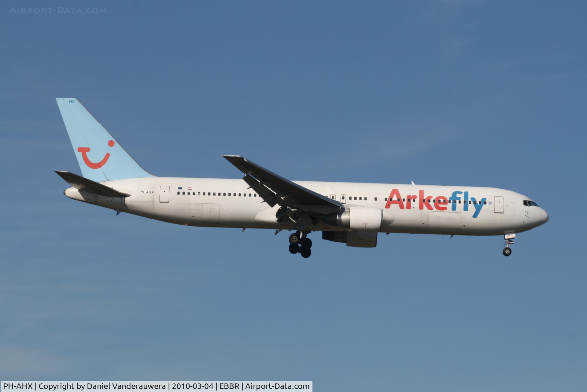 PH-AHX, 1990 Boeing 767-383 C/N 24847, Arrival of flight JAF304 to RWY 02