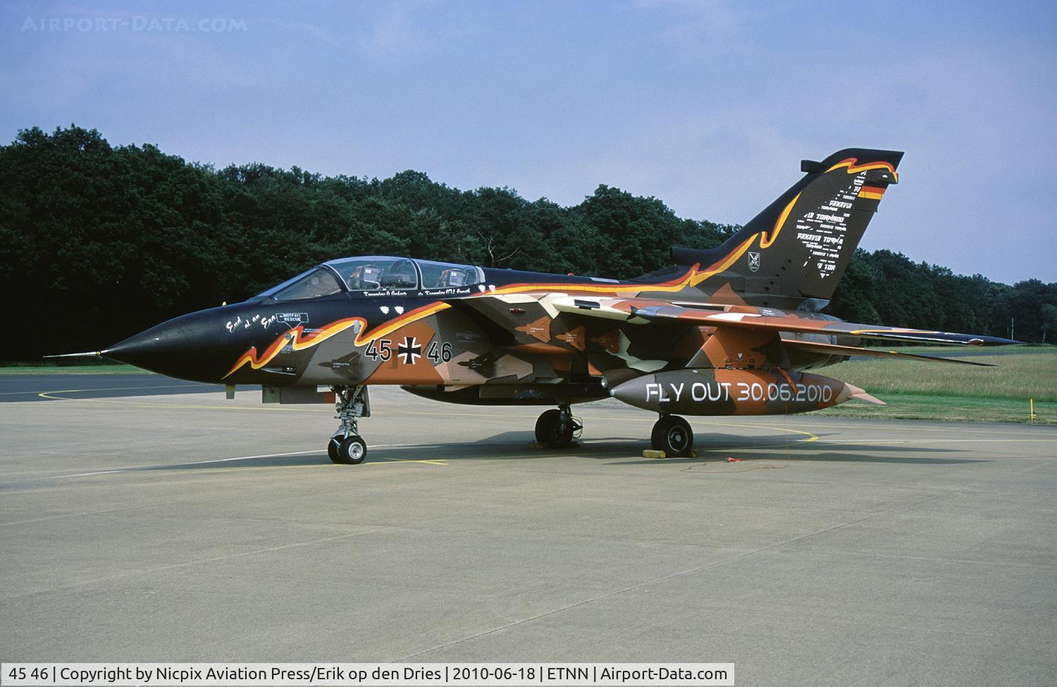 45 46, Panavia Tornado IDS C/N 616/GS194/4246, German AF, JaBoG-31, Tornado IDS with registration 4546 in nice fly-out scheme. This side shows the Tornado Fly-Out date 30-06-2010.
