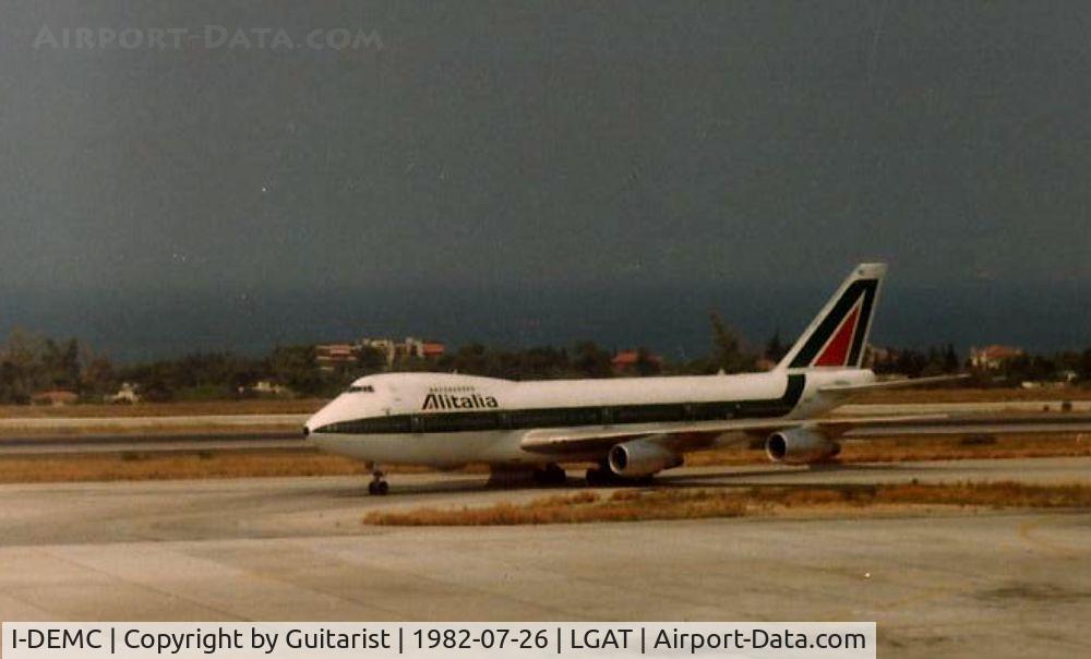I-DEMC, 1980 Boeing 747-243B C/N 22506, I-DEMC taxis to her gate at Athens