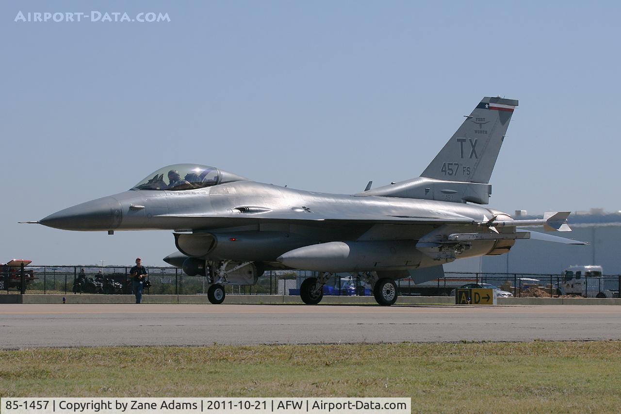 85-1457, 1985 General Dynamics F-16C Fighting Falcon C/N 5C-237, At the 2011 Alliance Airshow - Fort Worth, TX