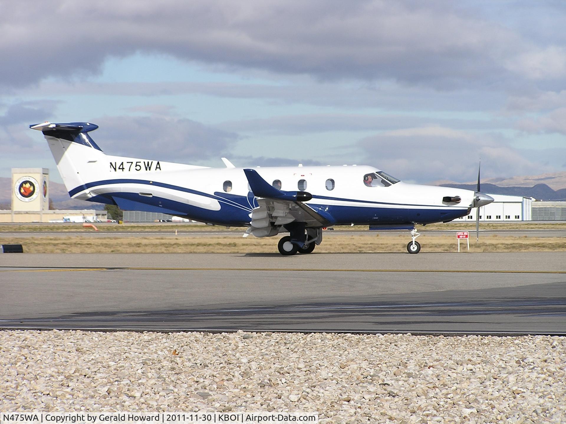 N475WA, 2002 Pilatus PC-12/45 C/N 475, Taxing to RWY 28L.