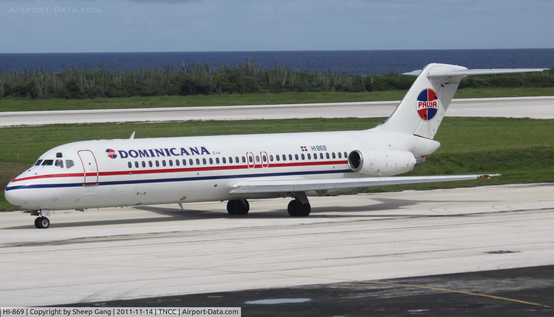 HI-869, 1973 Douglas DC-9-32 C/N 47566, HI-869 at TNCC