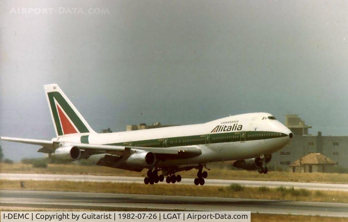 I-DEMC, 1980 Boeing 747-243B C/N 22506, A very nice landing