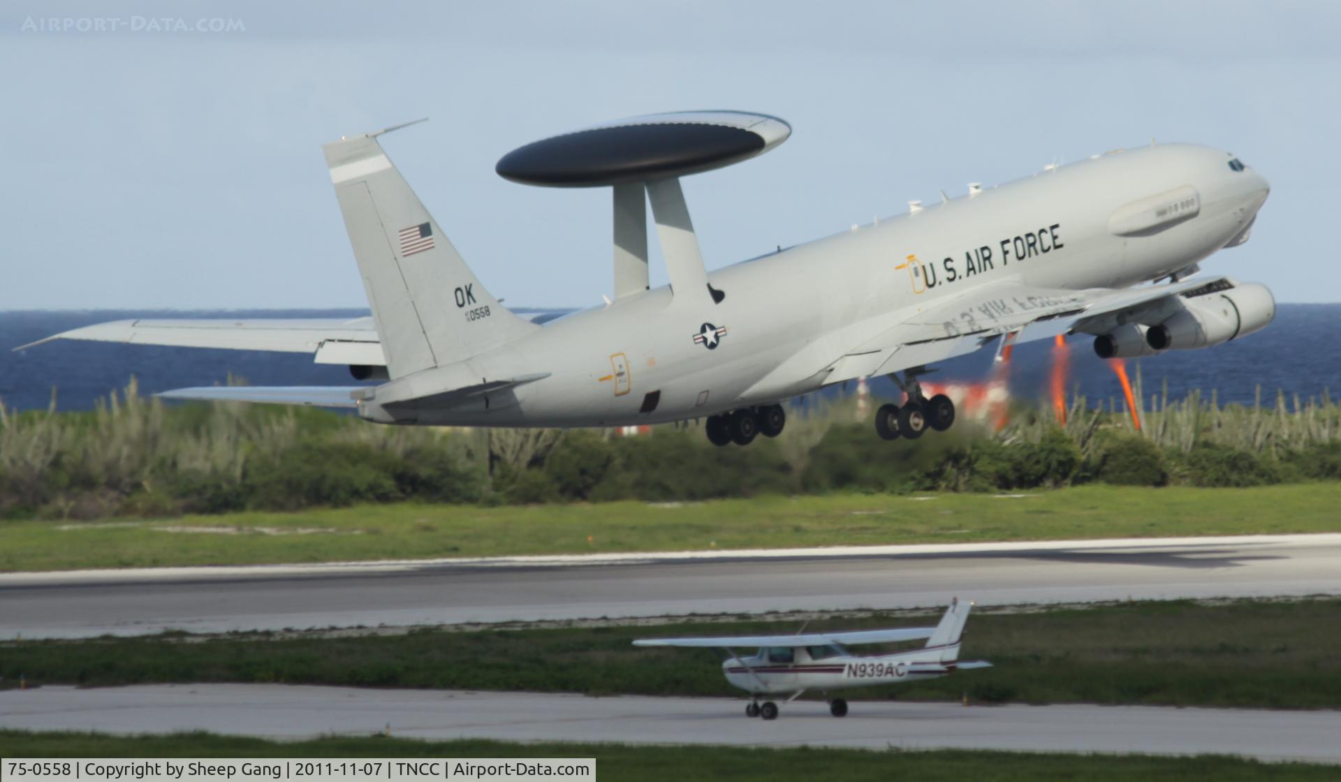 75-0558, 1975 Boeing E-3B (707) Sentry C/N 21208, 75-0558 at TNCC