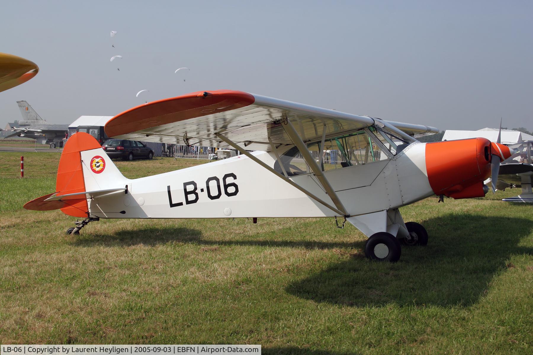 LB-06, 1954 Piper L-21B Super Cub (PA-18-135) C/N 18-3864, Koksijde Airshow