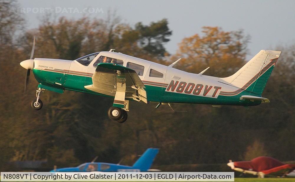 N808VT, 1977 Piper PA-28R-201 Cherokee Arrow III C/N 28R-7737051, Arrived 13:48 and Departed 14:54 for Panshanger