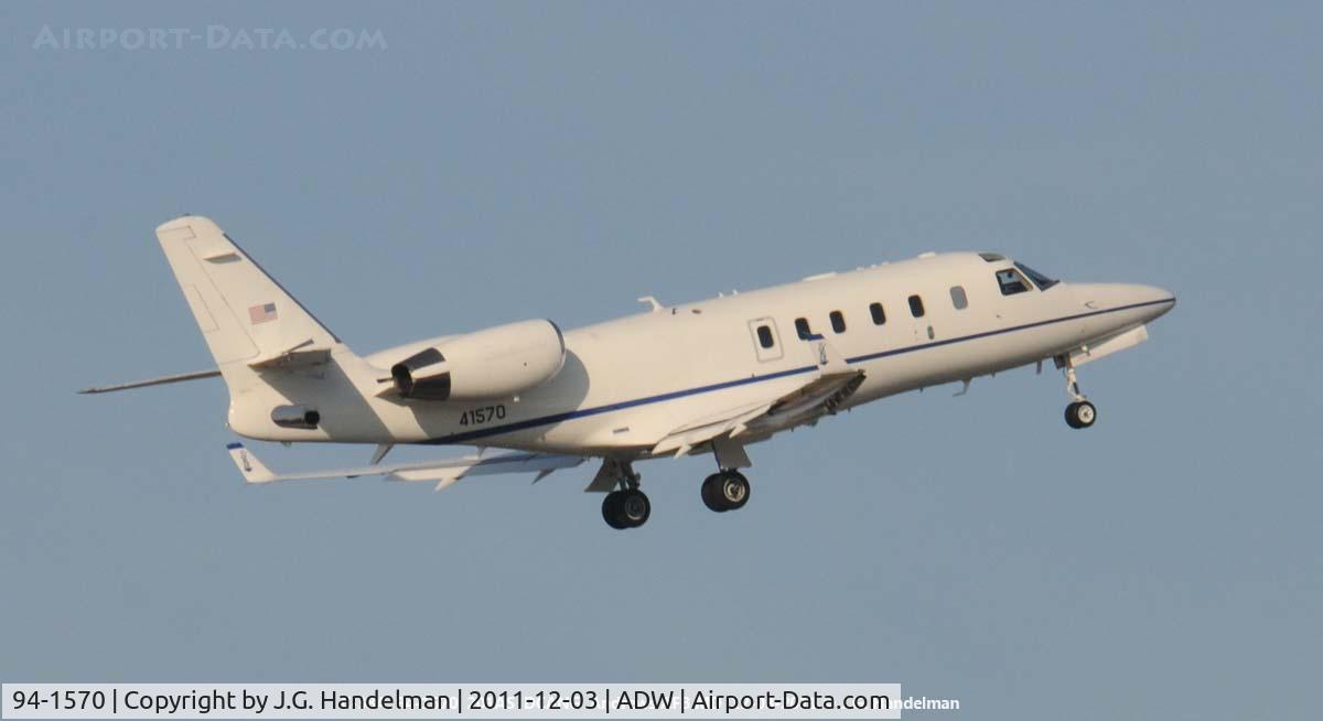 94-1570, 1994 Galaxy Aerospace C-38A Courier C/N 090, Take off at AAFB.