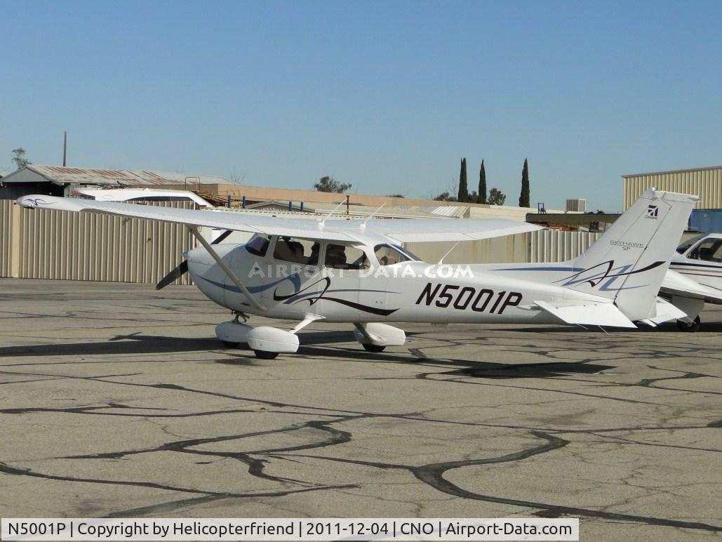 N5001P, Cessna 172S C/N 172S10864, Parked south of the paint shop area