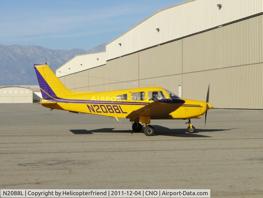 N2088L, 1978 Piper PA-28-161 Warrior C/N 28-7916240, Taxiing to the runway