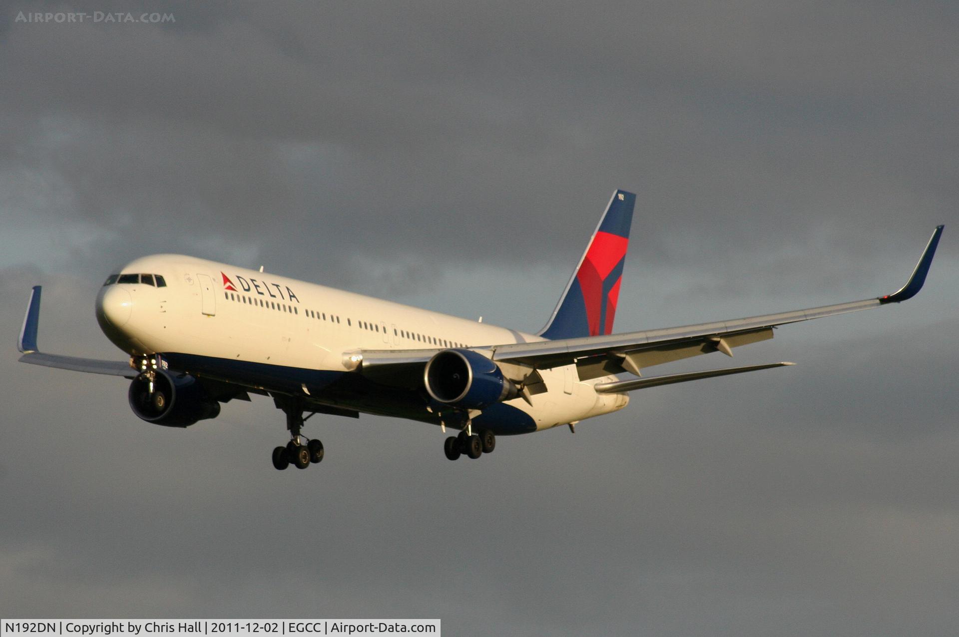 N192DN, 1997 Boeing 767-332 C/N 28449, Delta