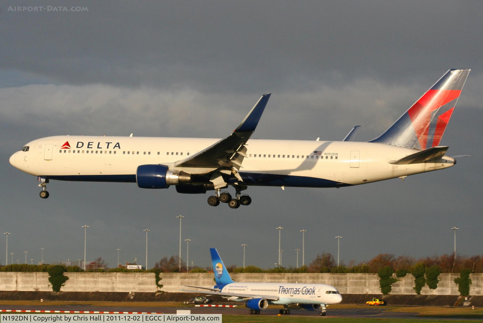 N192DN, 1997 Boeing 767-332 C/N 28449, Delta