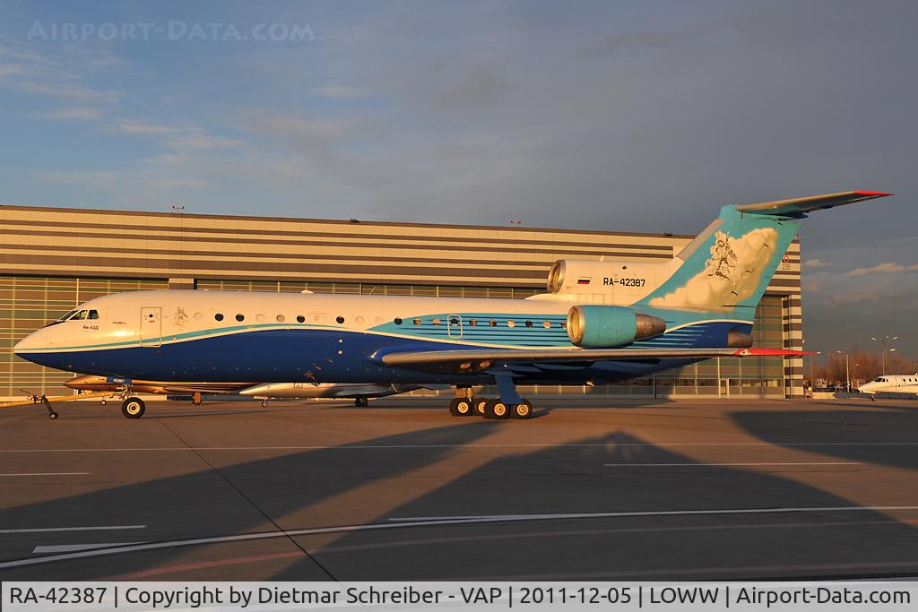 RA-42387, Yakovlev Yak-42D C/N 4520424016436, Yakovlev 42
