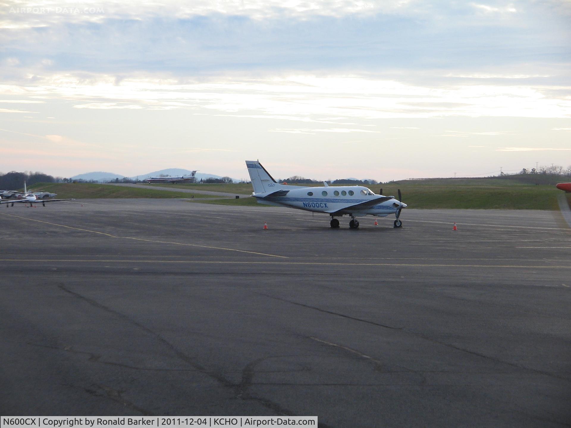 N600CX, 1973 Beech E90 King Air C/N LW-43, CHO, VA