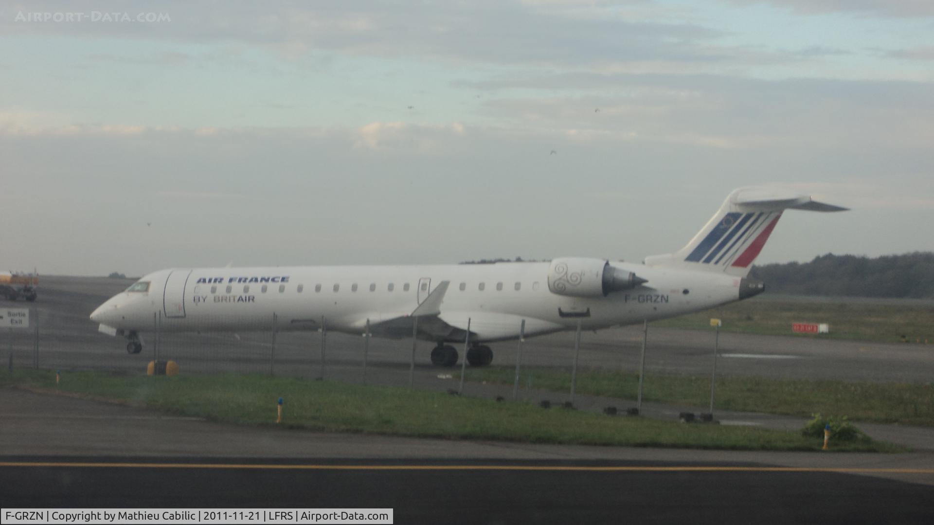 F-GRZN, 2007 Canadair CRJ-700 (CL-600-2C10) Regional Jet C/N 10264, Canadair CL-600-2C10 Regional Jet CRJ-700