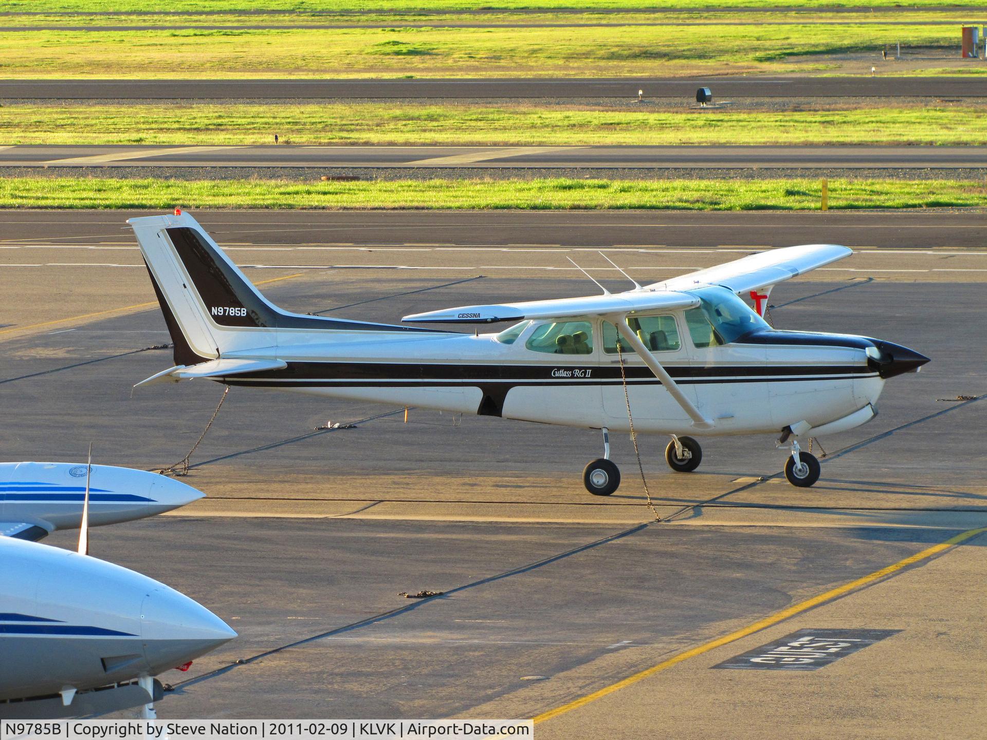 N9785B, 1981 Cessna 172RG Cutlass RG C/N 172RG1035, Alaska-based 1981 Cessna 172RG Cutlass visiting Livermore, A