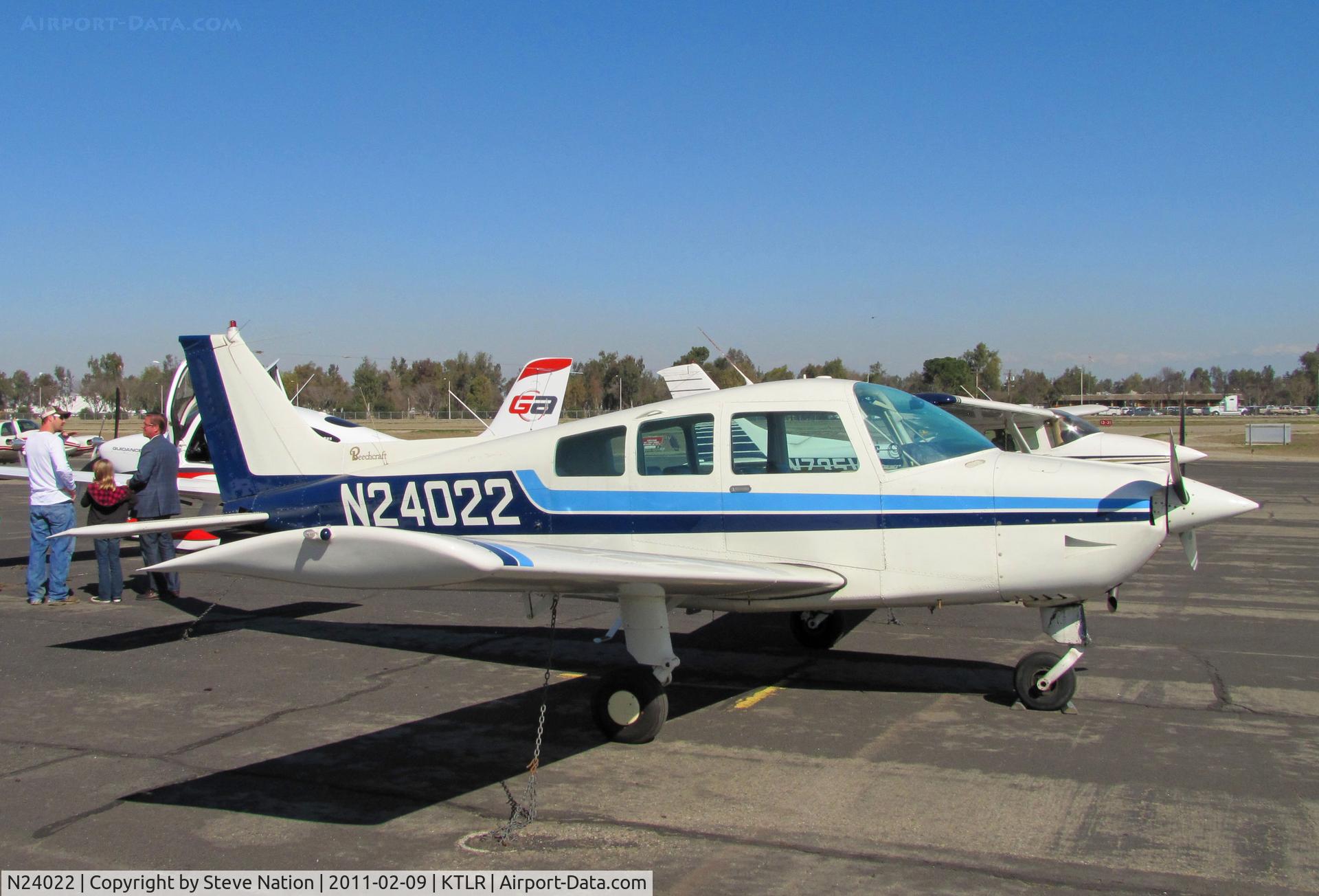 N24022, 1977 Beech C23 Sundowner 180 C/N M-1927, Concord Trading Inc. (Paramount, CA) 1977 Beech C23 visiting Tulare, CA Tulare, CA for International Ag Expo