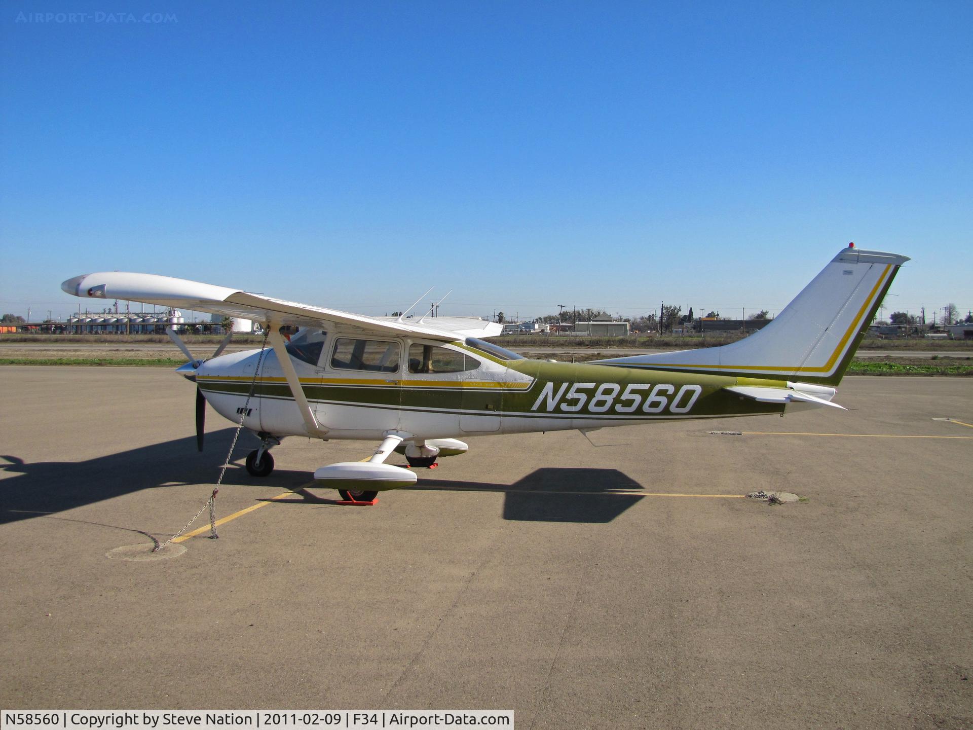 N58560, 1973 Cessna 182P Skylane C/N 18262140, Locally-based 1973 Cessna 182P Skylane @ Firebaugh, CA