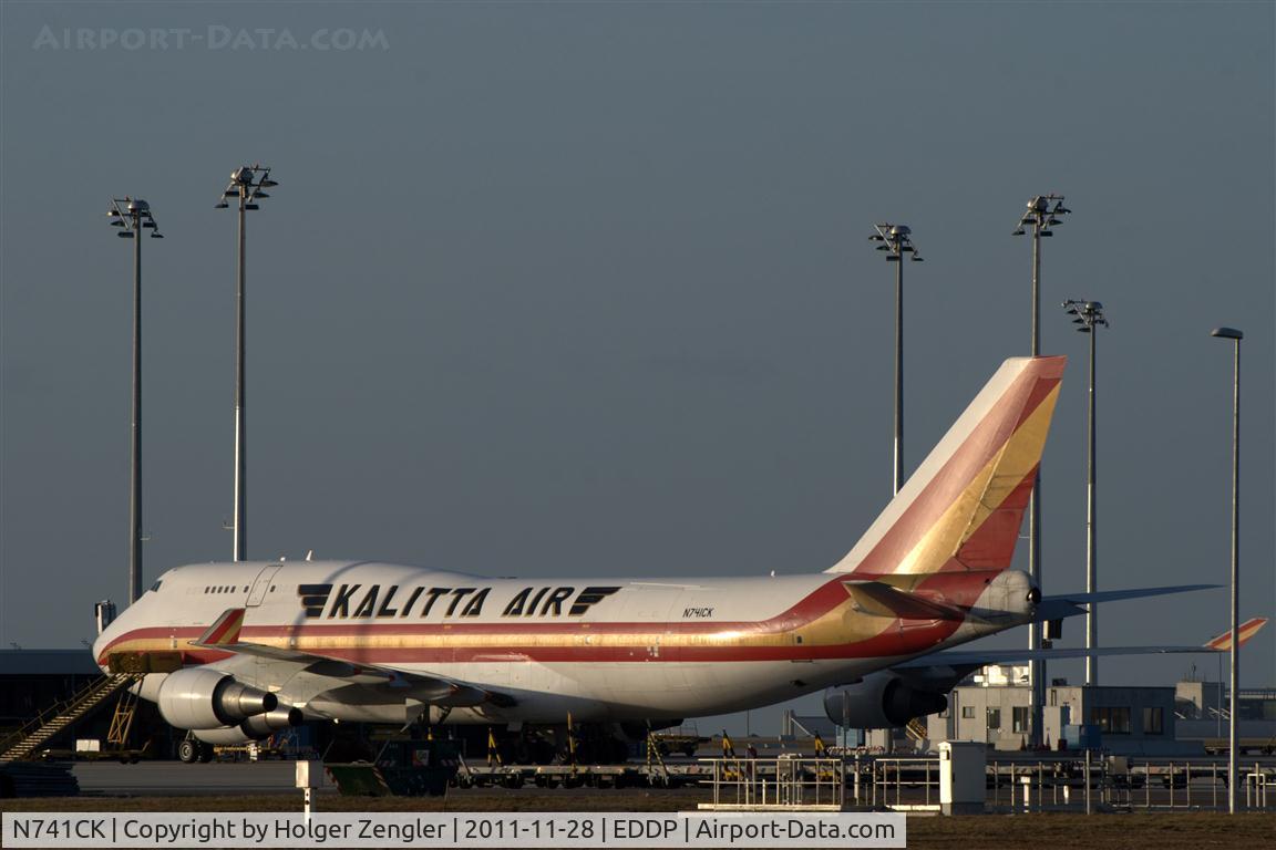 N741CK, 1989 Boeing 747-4H6 C/N 24315, Resting in beautiful afternoon sunlight.....