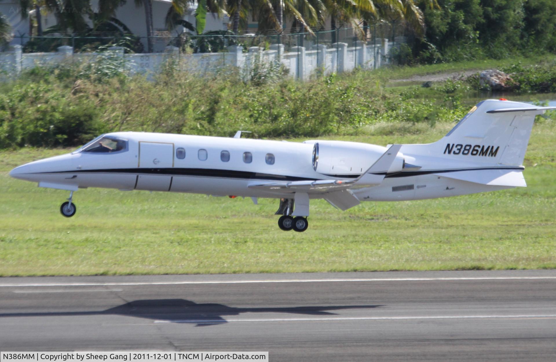 N386MM, 1988 Learjet 31 C/N 002, N386MM at TNCM