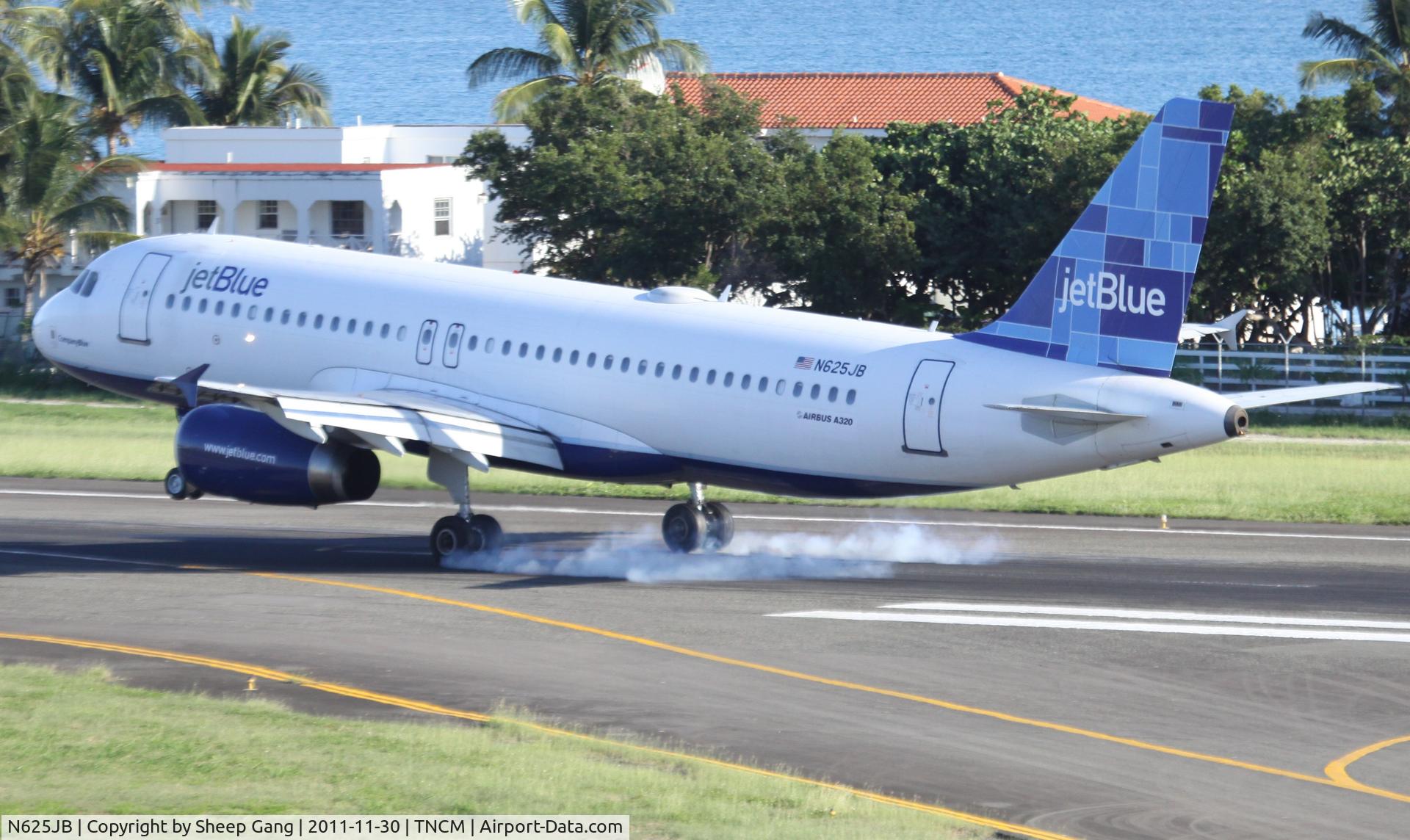 N625JB, 2005 Airbus A320-232 C/N 2535, N625JB at TNCM