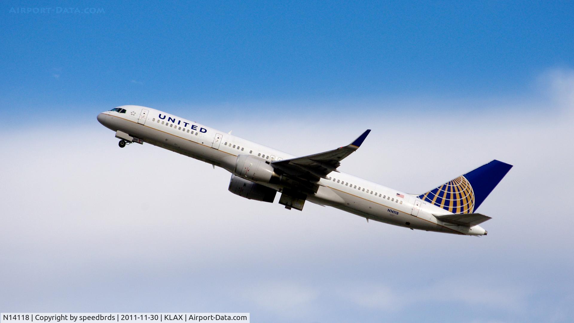 N14118, 1997 Boeing 757-224 C/N 27560, United Airlines with Continental lievery.