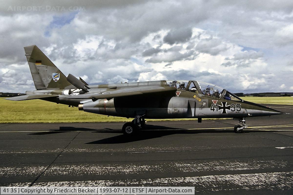 41 35, Dassault-Dornier Alpha Jet A C/N 0135, taxying to the flightline